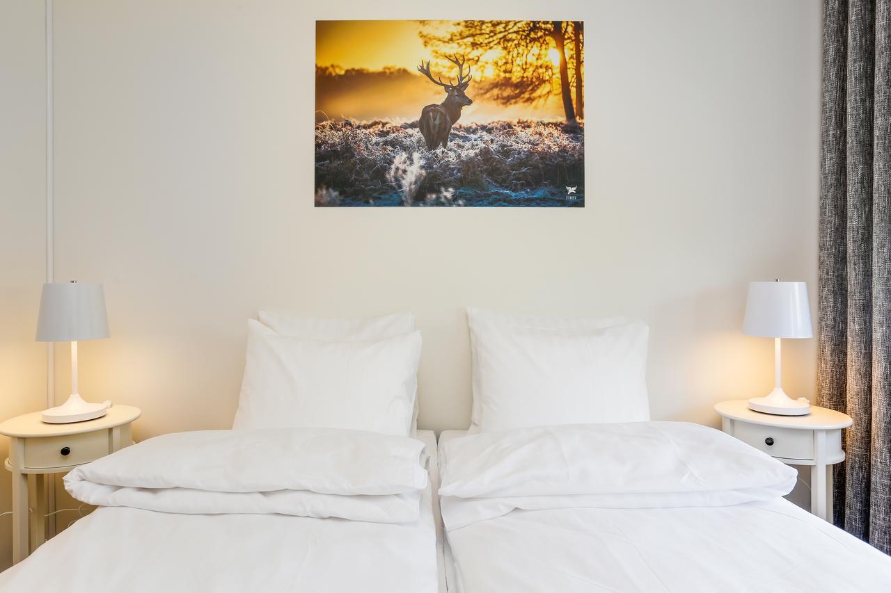 Almnaes Park Hotel Södertälje Екстериор снимка